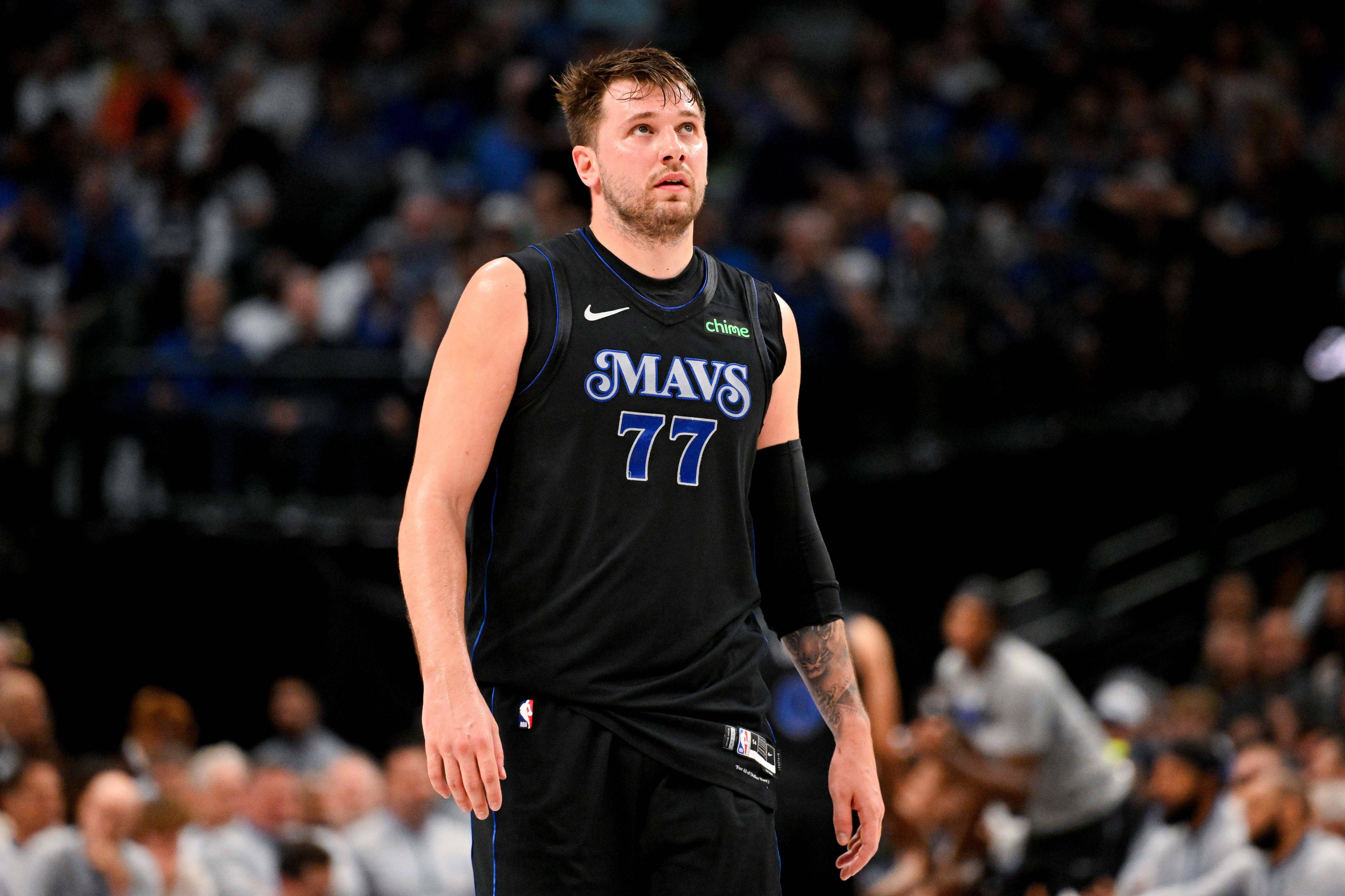 开云体育入口-东契奇遭遇拜仁晋级，NBA局势紧张