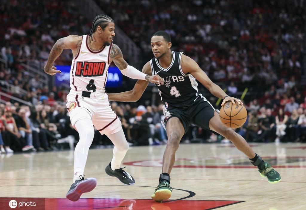 火箭力克马刺，获得五连胜