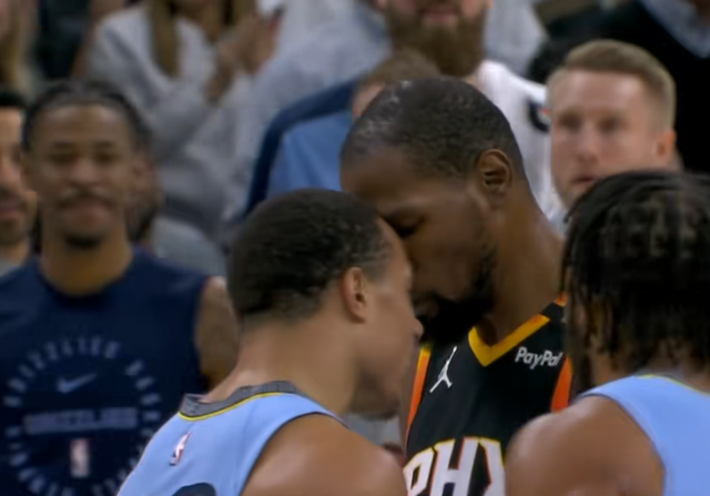 火箭落败于灰熊遭遇连败