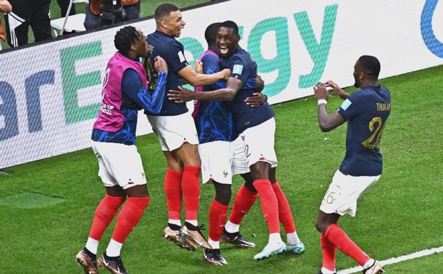 墨西哥横扫摩洛哥，姆巴佩高光表现