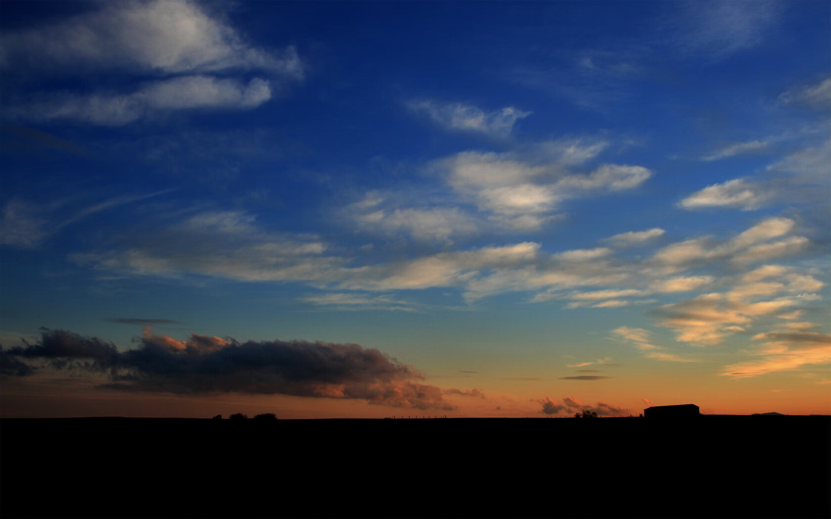 莱万破晓，山巅对决，当个人英雄主义照亮国家荣耀之路