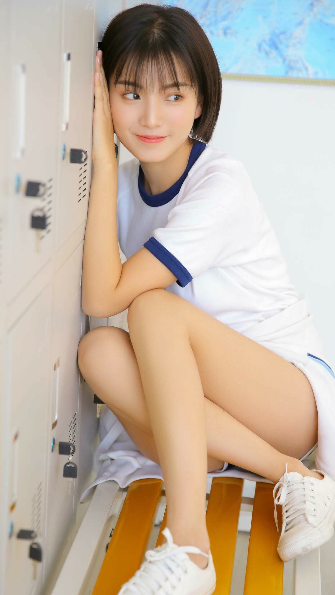 速度与绿茵的交响，F1新赛季揭幕战燃情启程，安哥拉关键战突围几内亚