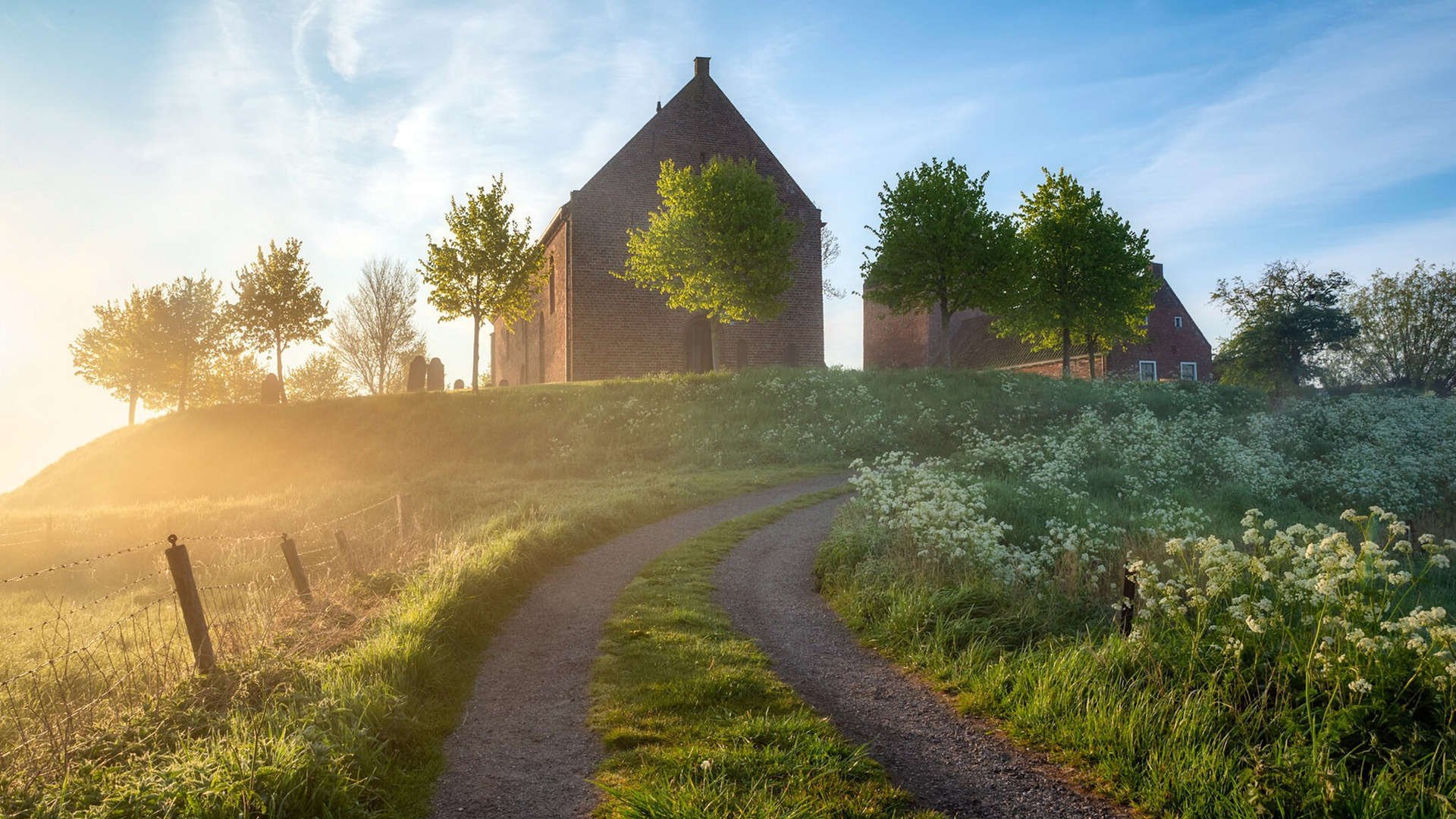 开云体育平台APP-末节19分+致命封盖！39岁詹姆斯亲手熄灭黄蜂反扑火焰